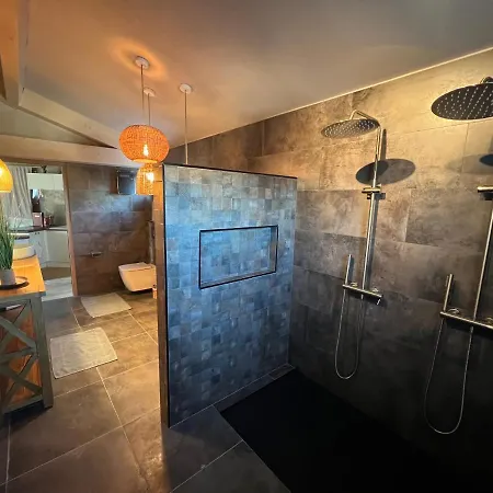 Lofts Avec Jacuzzi Privatif - Romantique -