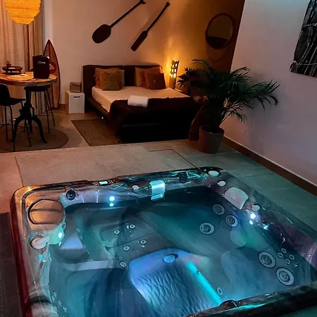 Lofts Avec Jacuzzi Privatif - Romantique -