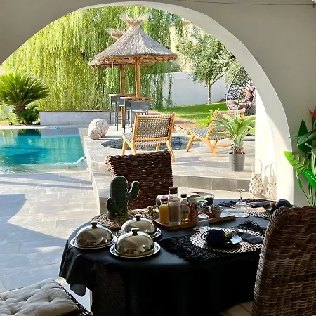Bed and breakfast Les Lofts De - Jacuzzi Prive - 350m *