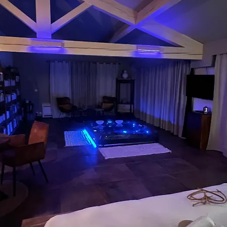 Lofts Avec Jacuzzi Privatif - Spa Romantique - Bouzigues