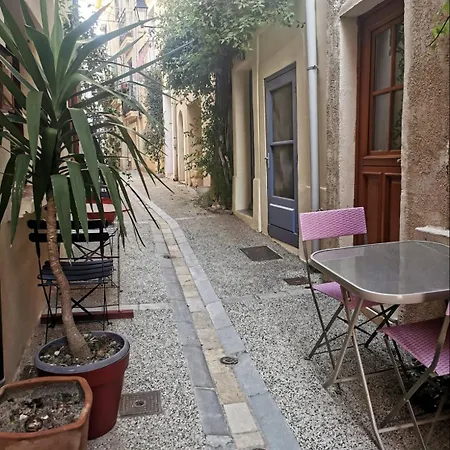 Les Lofts De - Jacuzzi Prive - 350m Bed & Breakfast