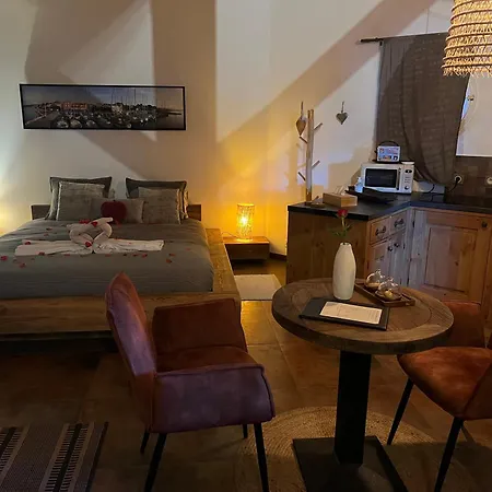 Frühstückspension Lofts Avec Jacuzzi Privatif - Romantique -